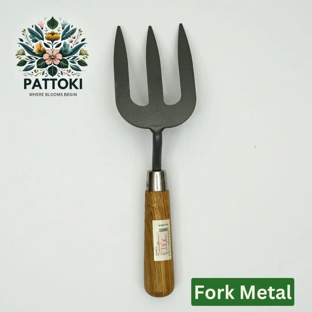 Metal Garden Fork - Precision and Durability Guaranteed!